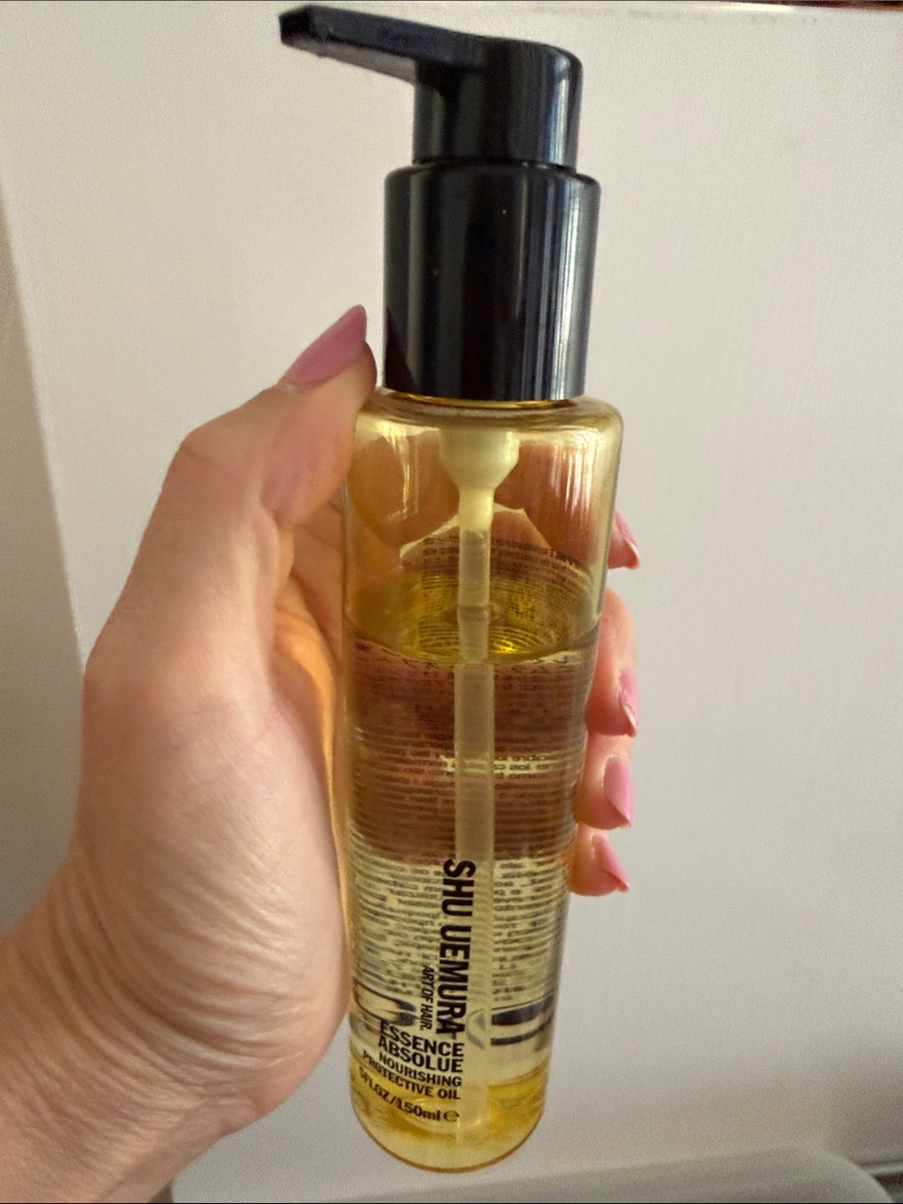 Shu Uemura Golden Essence Absolue Nourishing Hair Oil with Black Pump